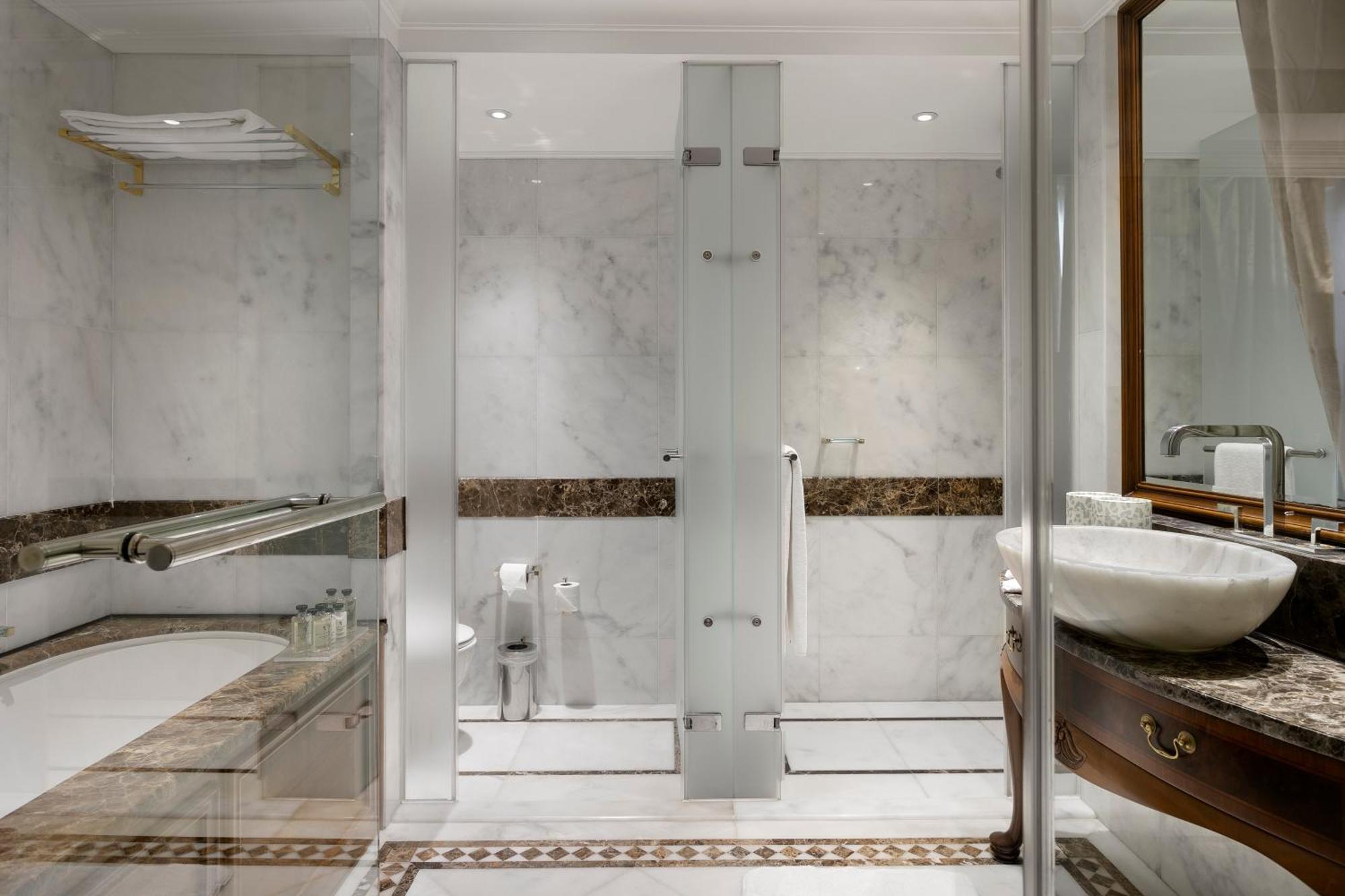 Premium Side Sea or Pool View Room